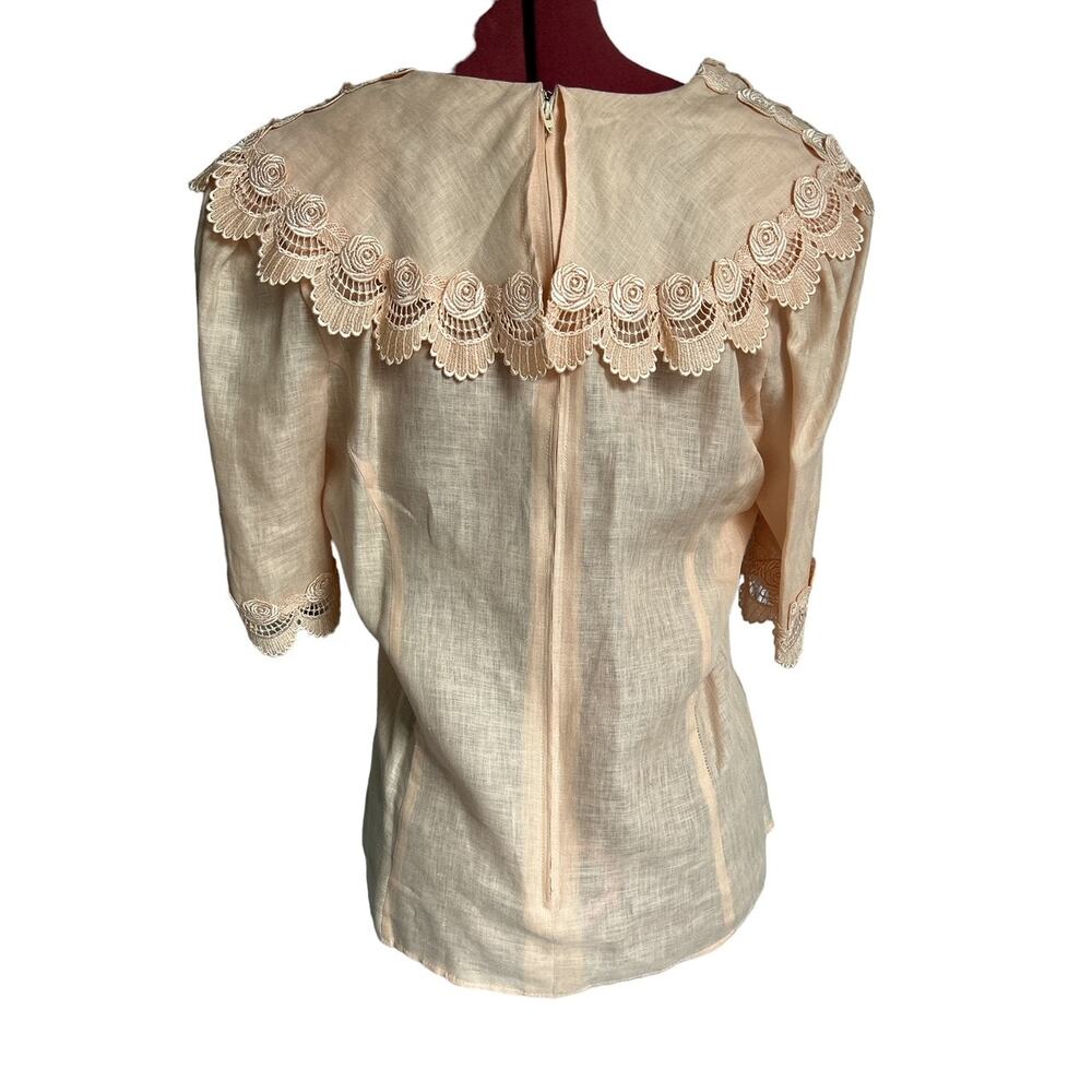 Cloak of Many Colors Vintage Sz 12 Folded Collared Rose Embroidered Blouse Peach - Picture 2 of 6